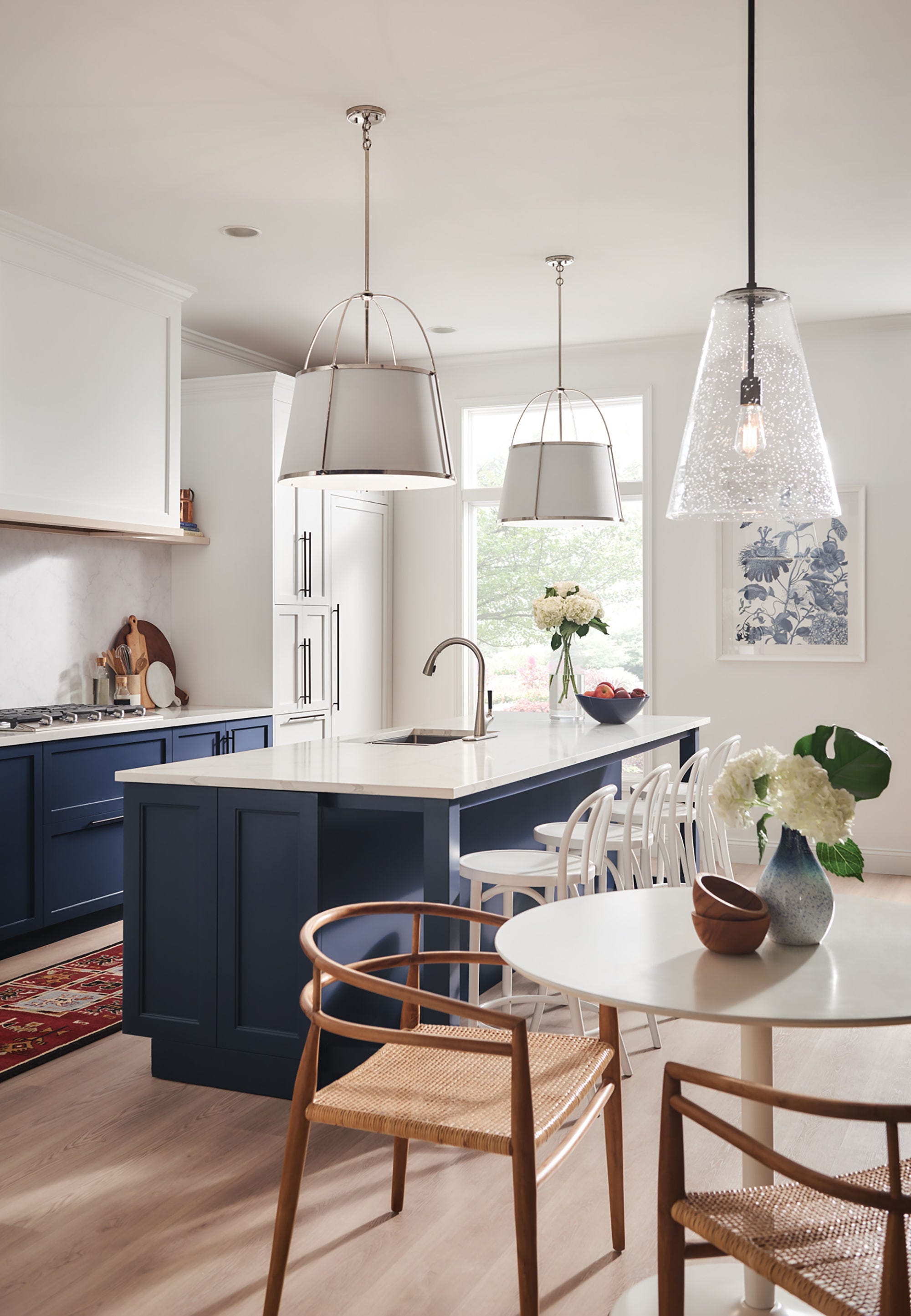 CLARKE LARGE PENDANT (WH)